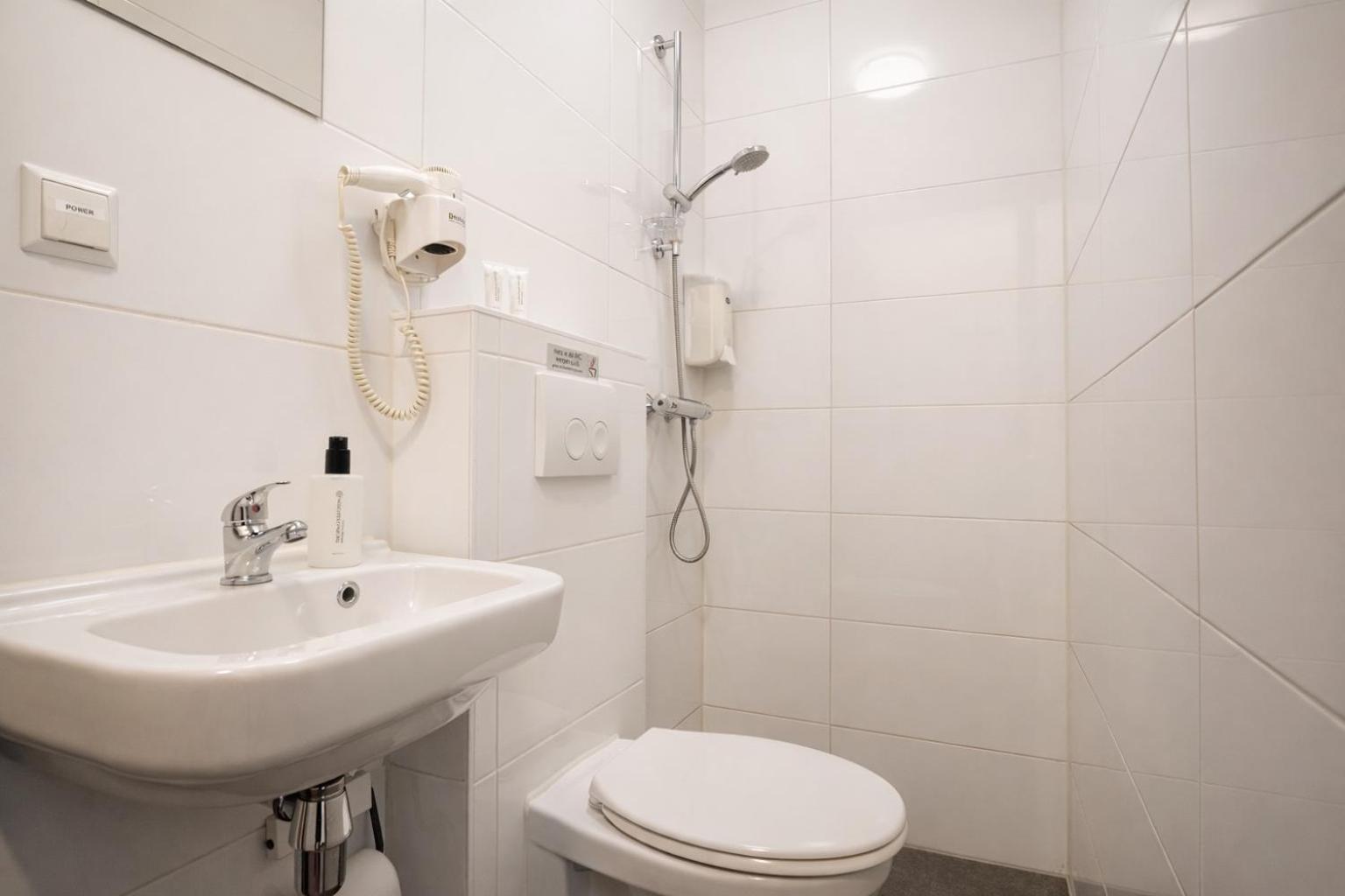 Tweepersoonskamer - Hostelgebouw