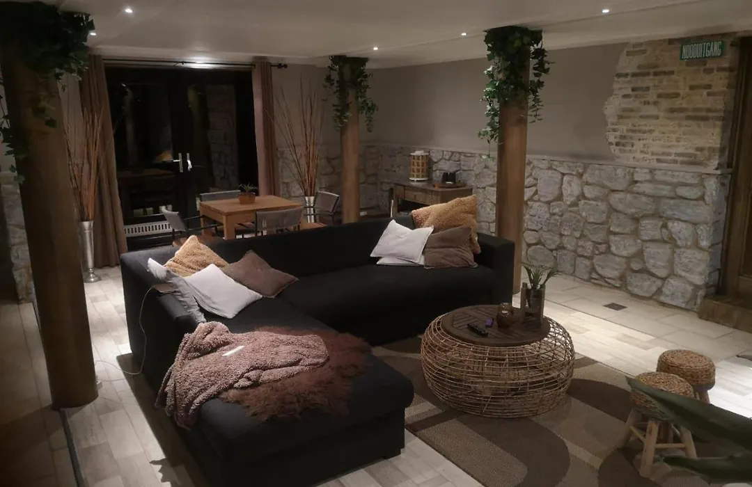 Pension Onassis-1